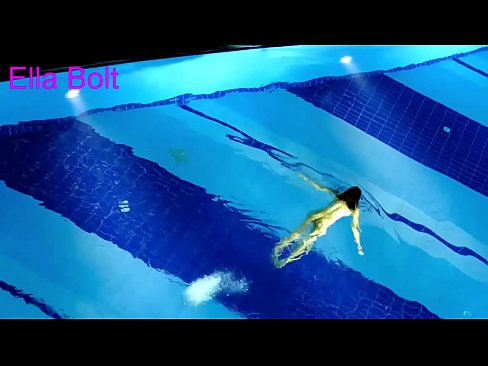❤️ Je ne peux pas m'arrêter de regarder, jeune blonde prise en train de nager nue dans la piscine de la station ELLA BOLT. ❤️ Vidéo de sexe at us fr.nastypornpics-com.ru